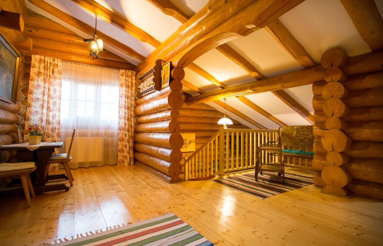 Conacul Maria Theresa Orlat Экстерьер фото